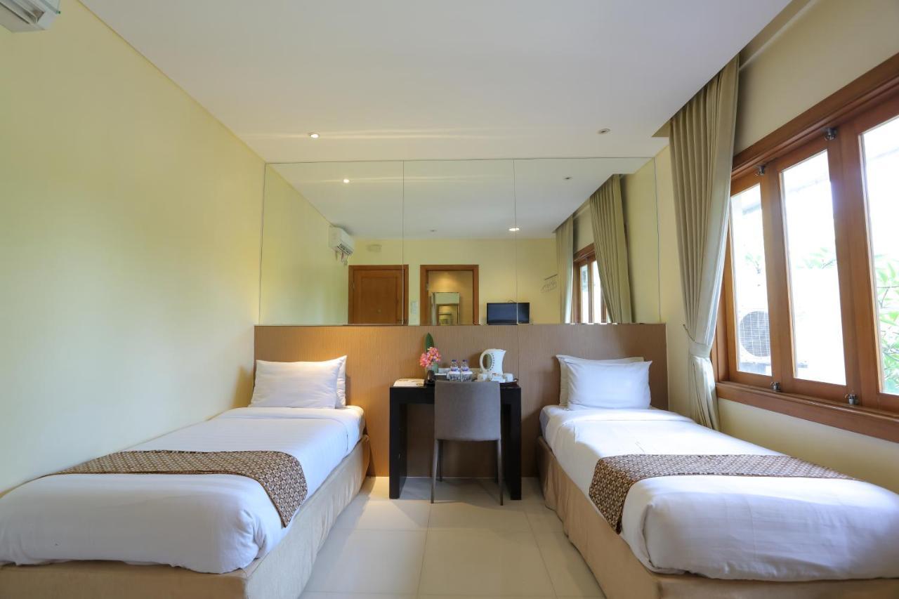Country Heritage Hotel Surabaya Exterior foto