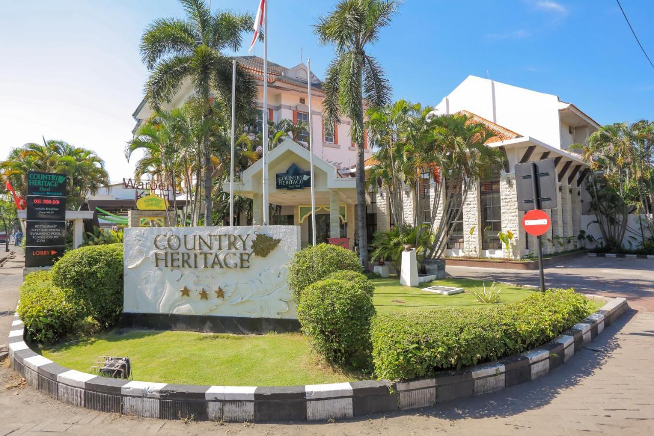 Country Heritage Hotel Surabaya Exterior foto