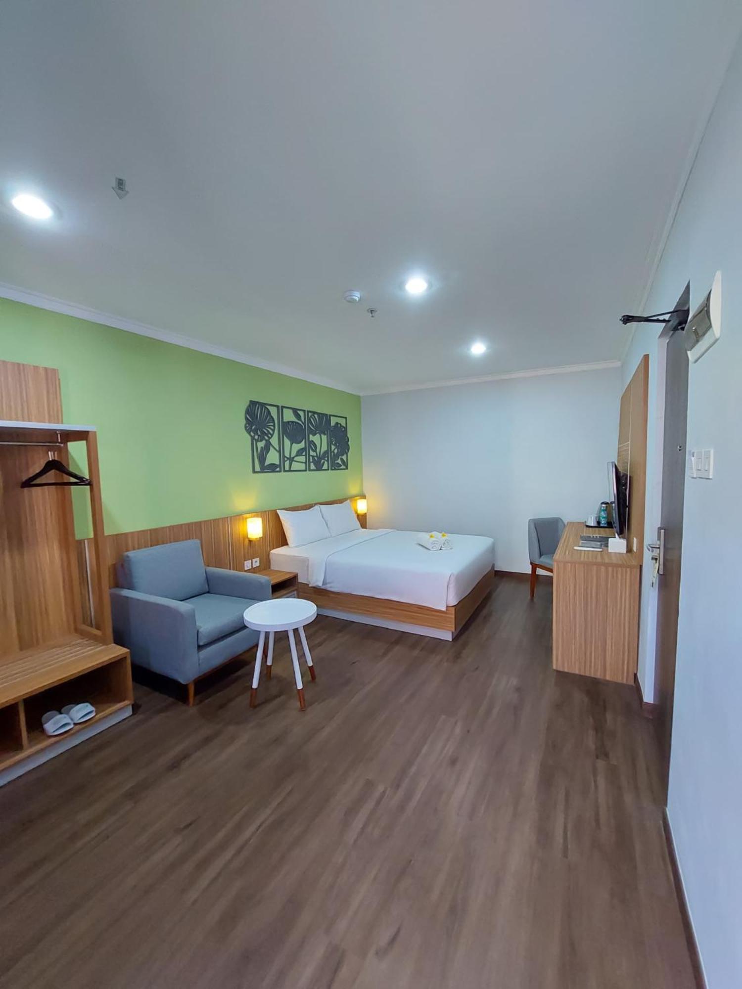 Country Heritage Hotel Surabaya Exterior foto